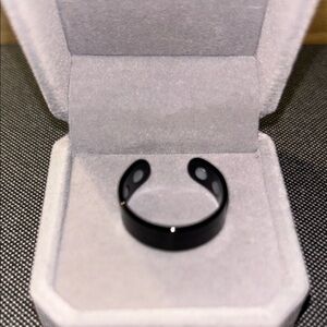 Black Calmi Stainless Steel Adjustable